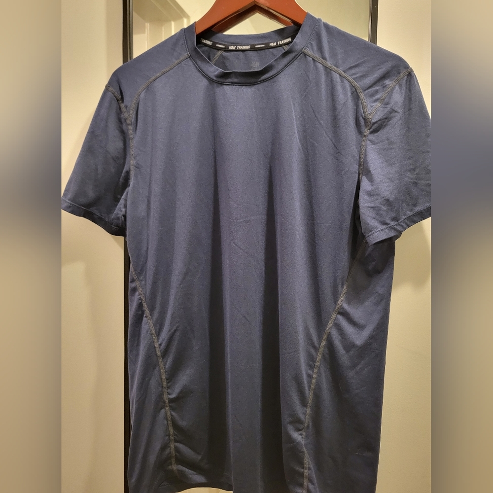 Mens H&M Training T Shirt in Blue Size Small
